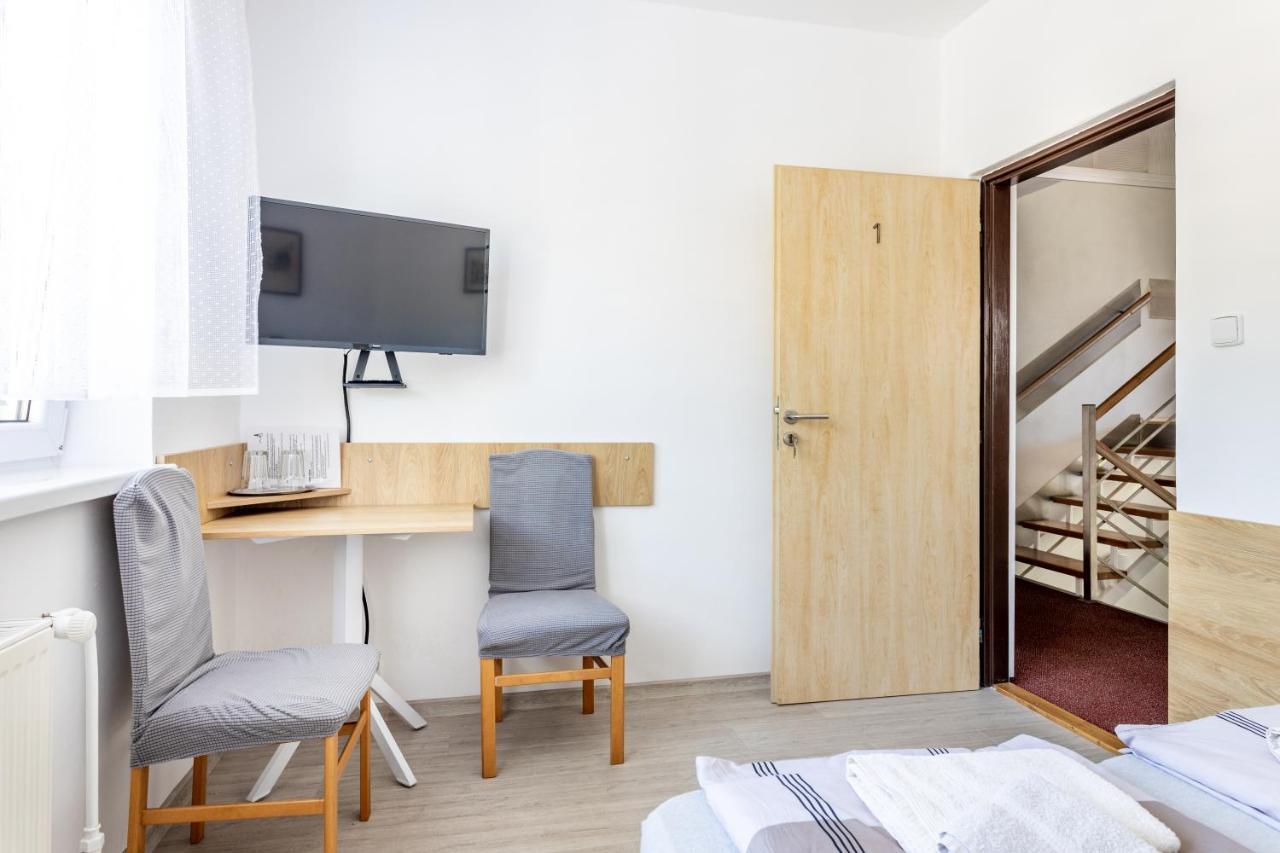 Ubytovani Bezchlebovi Hotel Cesky Krumlov Bagian luar foto