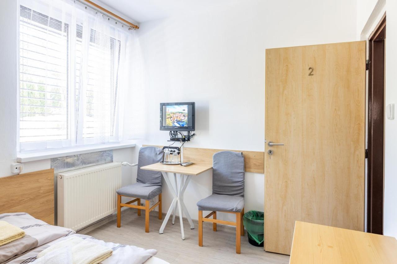 Ubytovani Bezchlebovi Hotel Cesky Krumlov Bagian luar foto